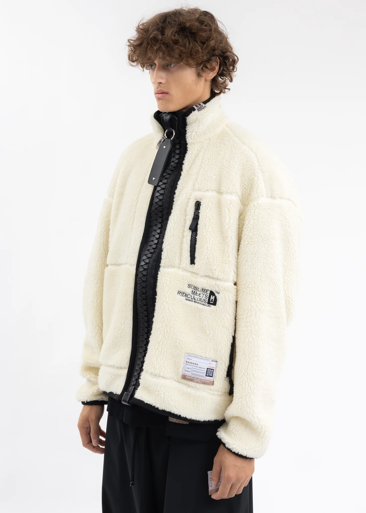 White Wide Back Boa Blouson - Image 2