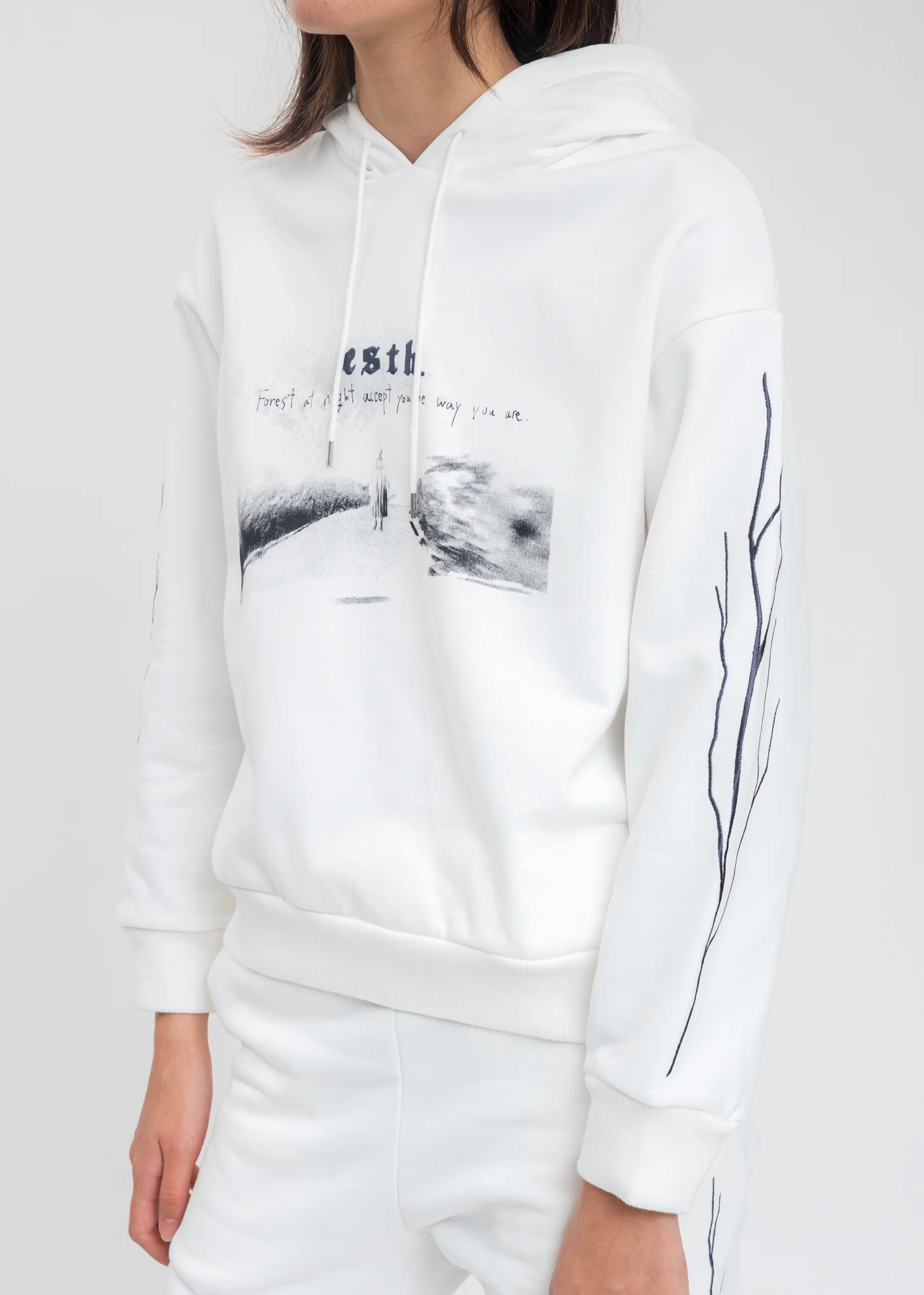 White Wood Short Hoodie - Image 2