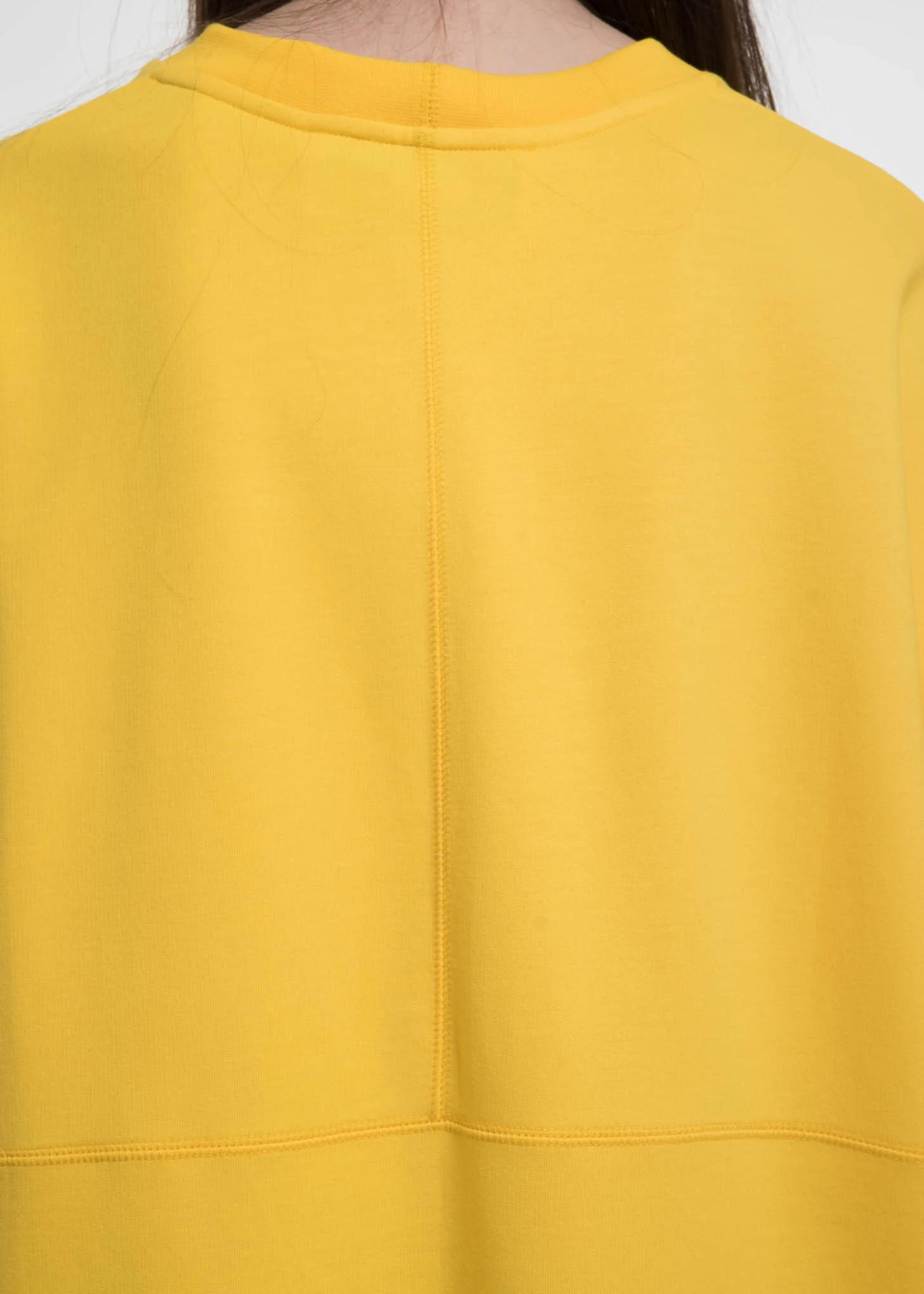 Yellow Desert Taxi Girl - Image 5