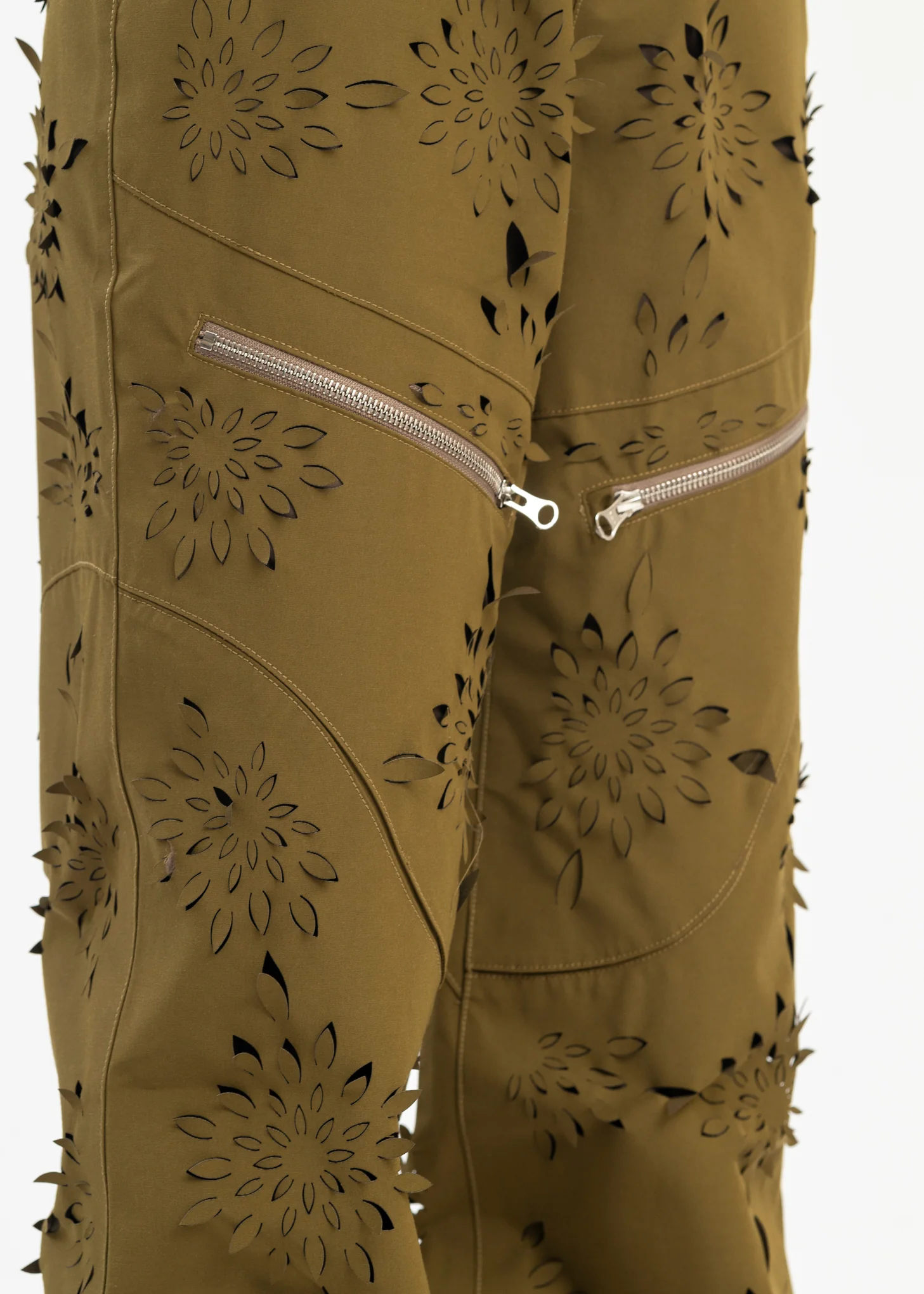 YELLOW-GREEN LASER-SLASHED FLOWER TROUSERS - Image 4