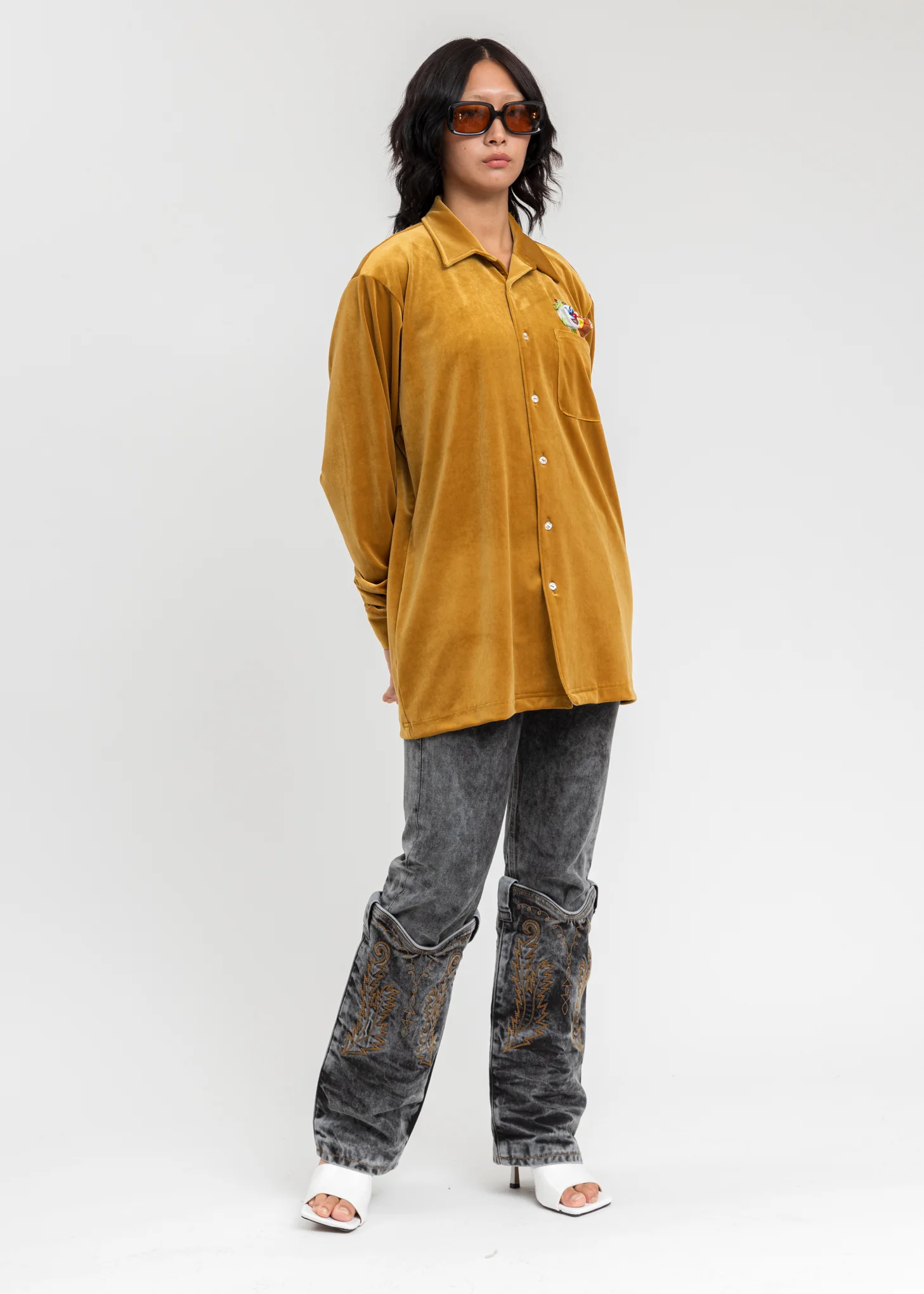 Yellow Puppet Embroidery Velour Shirts - Image 5